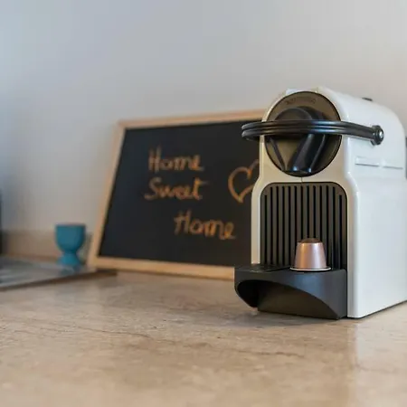 Daire Mirti Boutique Heart